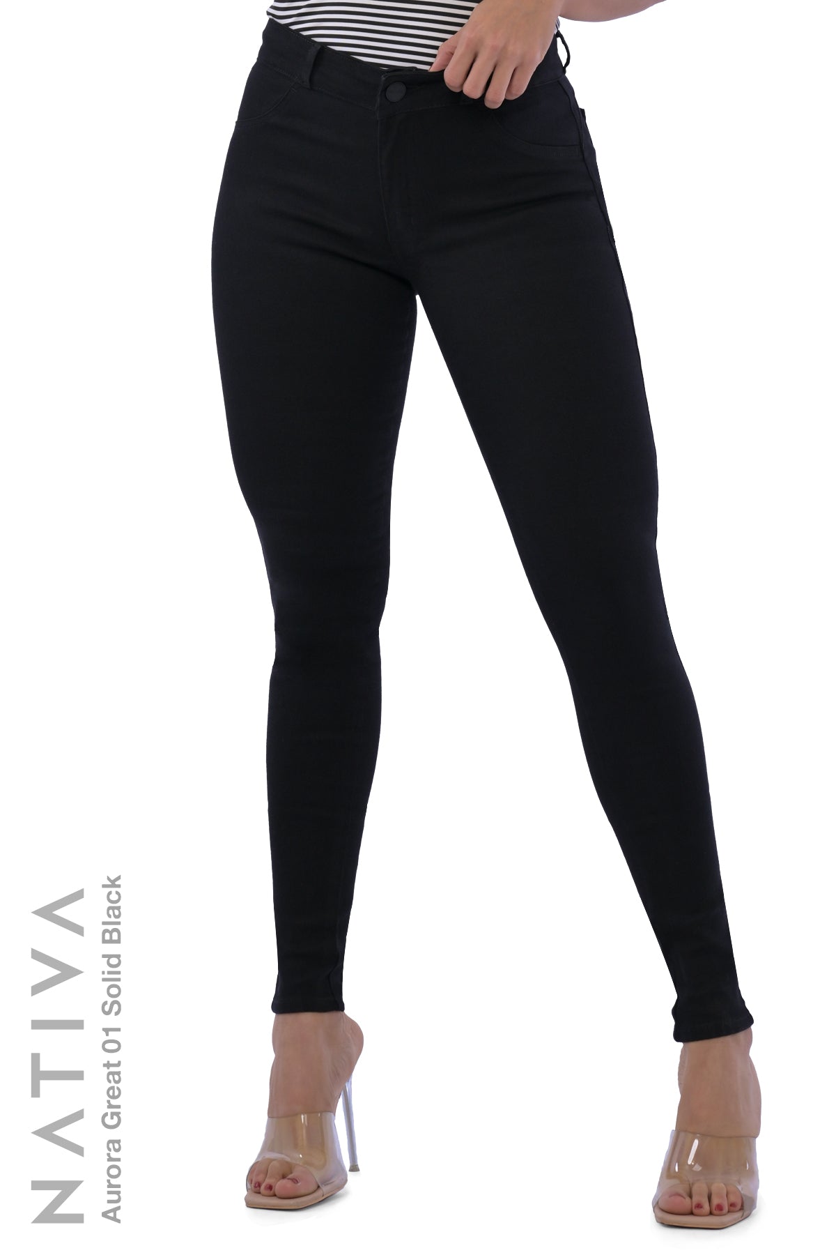 SUPER SKINNY JEANS, AURORA GREAT 01 BLACK, Talle Medio. Moldeador. Cuatro Estaciones. Tecnología No Stress®