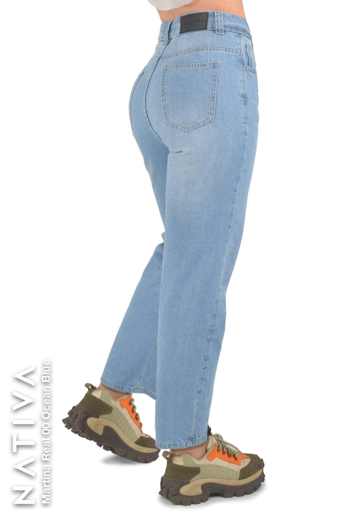 MOM JEANS TRUE DENIM, MARTINA REAL 00 OCEAN BLUE. Talle Alto. Alto Confort. 100% Algodón Nativo Virgen. Auténtico e Interminable. Cintura Ajustable PERFECT FIT®