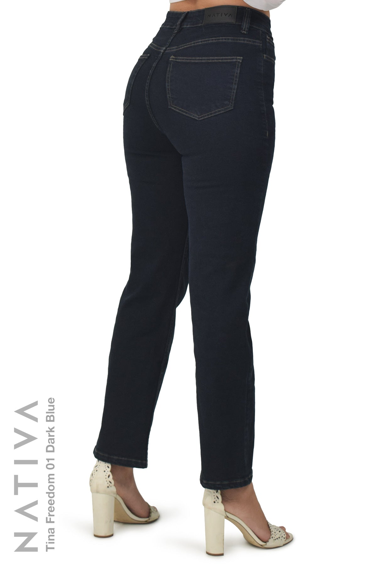 STRAIGHT JEANS, TINA FREEDOM 01 DARK BLUE. Talle Alto. Con tejidos super elásticos ESFD (Extreme Stretch Flattering Denim). Cintura Ajustable®