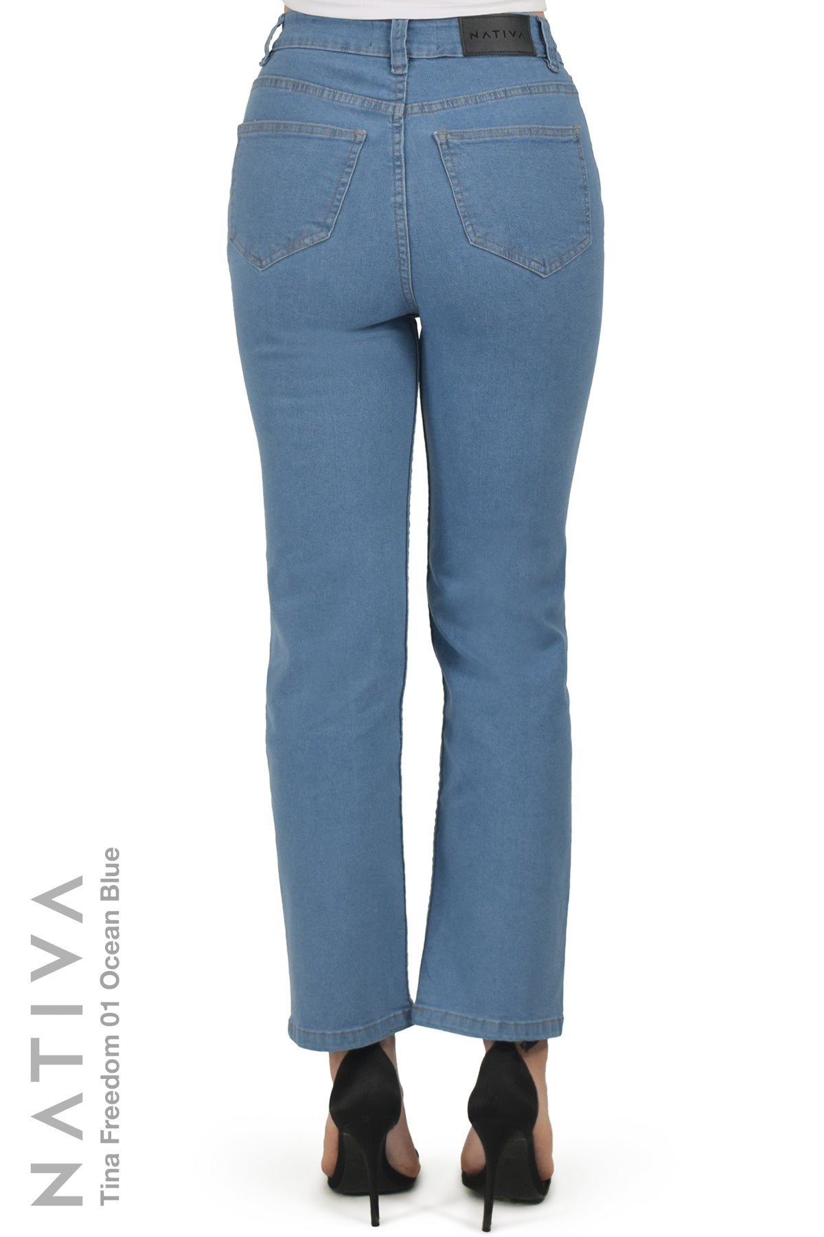 STRAIGHT JEANS, TINA FREEDOM 01 OCEAN BLUE. Talle Alto. Con tejidos super elásticos ESFD (Extreme Stretch Flattering Denim). Cintura Ajustable®